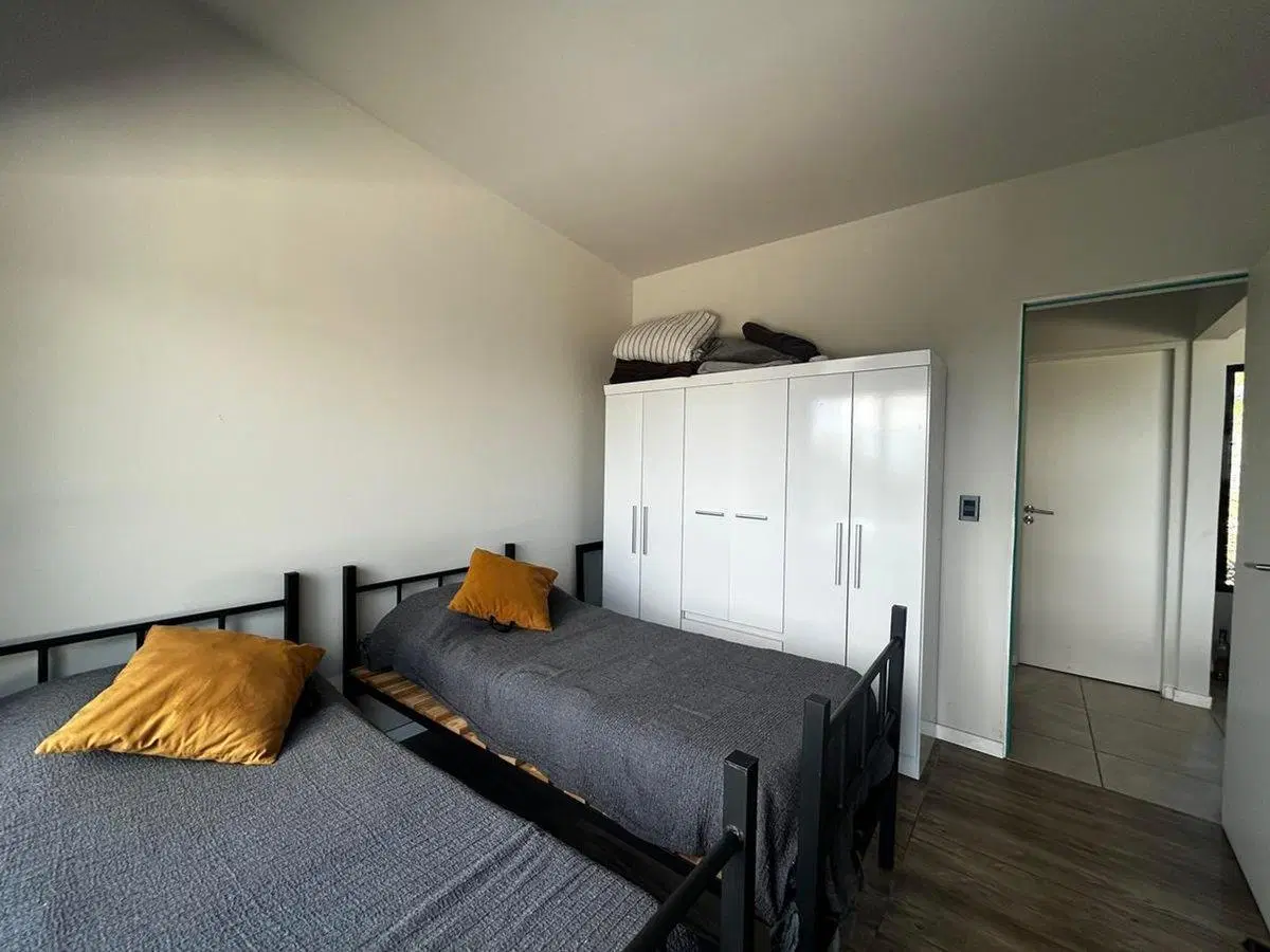 VENTA CASA CON GRAN TERRENO EN LAS CUMBRES 5