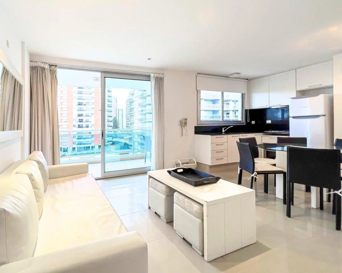 Venta Apartamento 2 Dormitorios Punta del Este 4