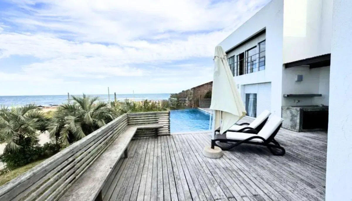 Venta Casa vista al mar La Pedrera Rocha 5