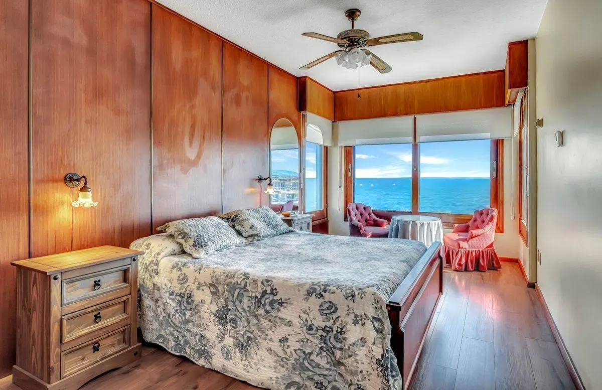 VENTA CASA 4 DORMITORIOS VISTA AL MAR PIRIAPOLIS 5