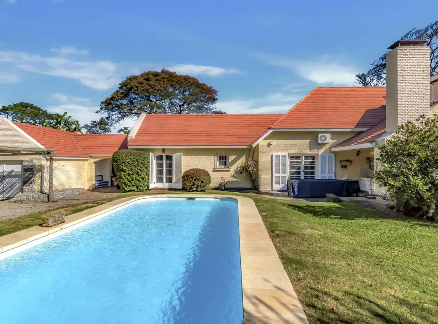 En venta casa en Punta del este Playa Mansa 3