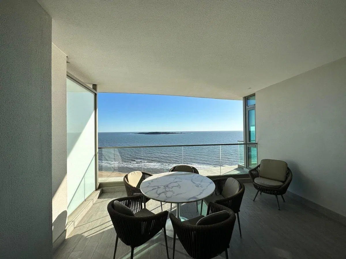 Apartamento 3 dormitorios en alquiler en Fendi 3