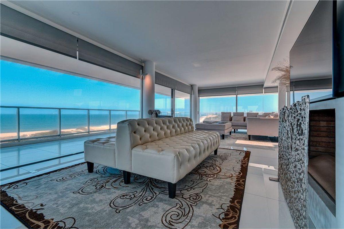 Foto de DEPARTAMENTO PENTHOUSE EN ALQUILER FRENTE AL MAR, imagen 3