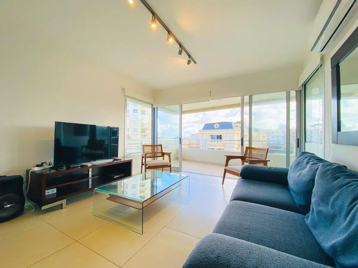 Apartamento en venta Playa Mansa 3 dormitorios 3