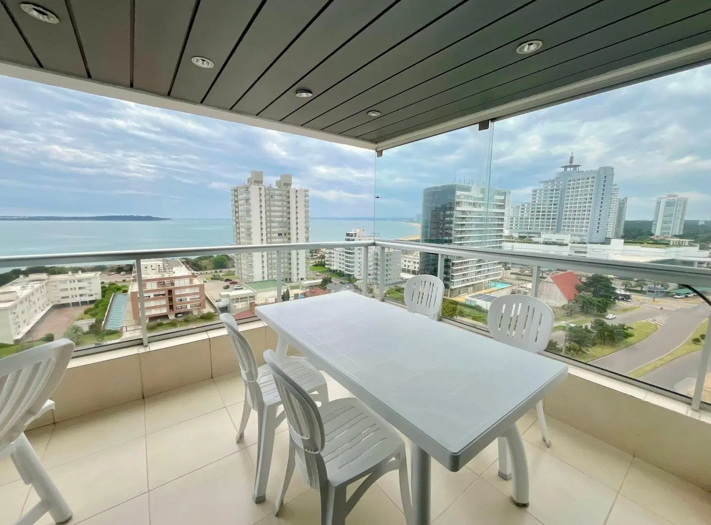 Apartamento de 2 dormitorios en alquiler de verano 2