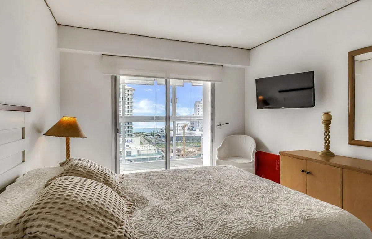 VENTA APARTAMENTO GARAJE PISCINA PUNTA DEL ESTE 8