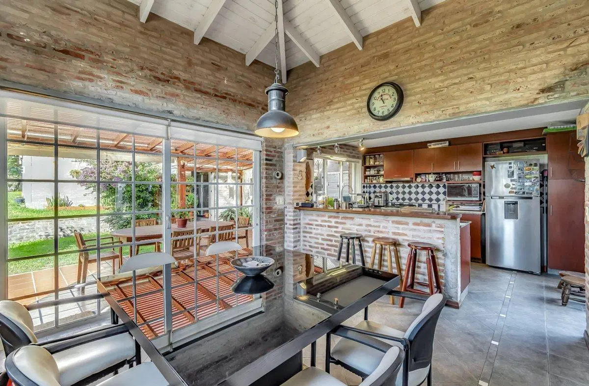 Casa en venta frente al mar en Piriapolis 3