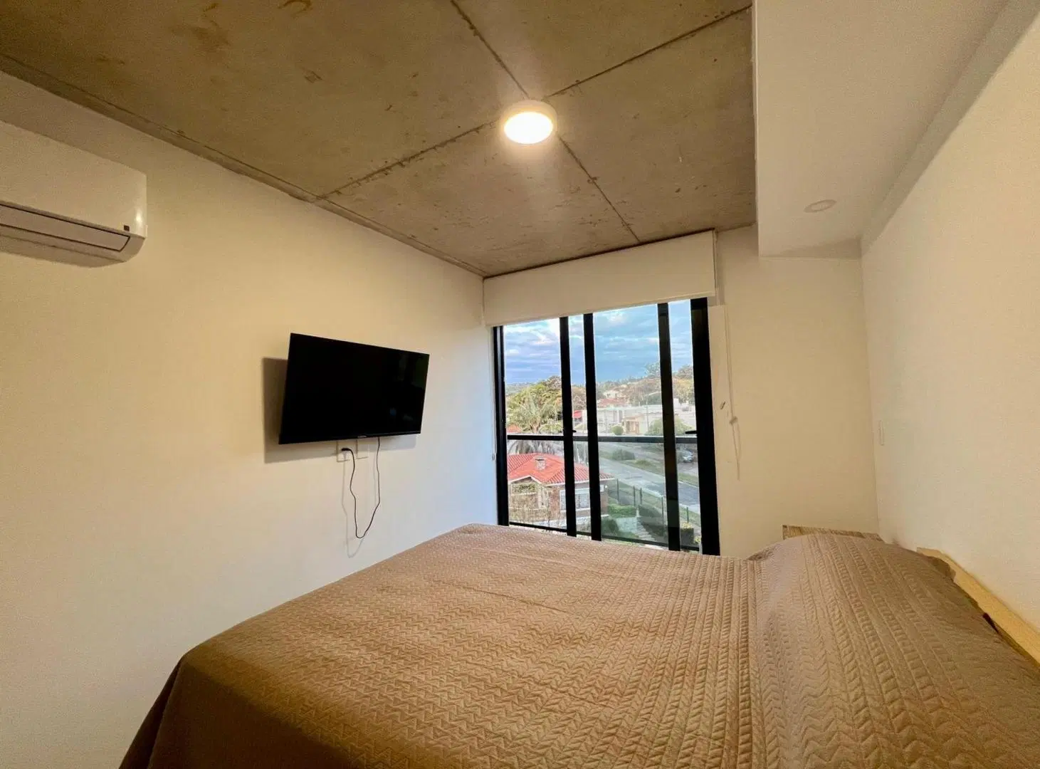 Apto en Venta a 1 cuadra de la Playa Piriápolis 4