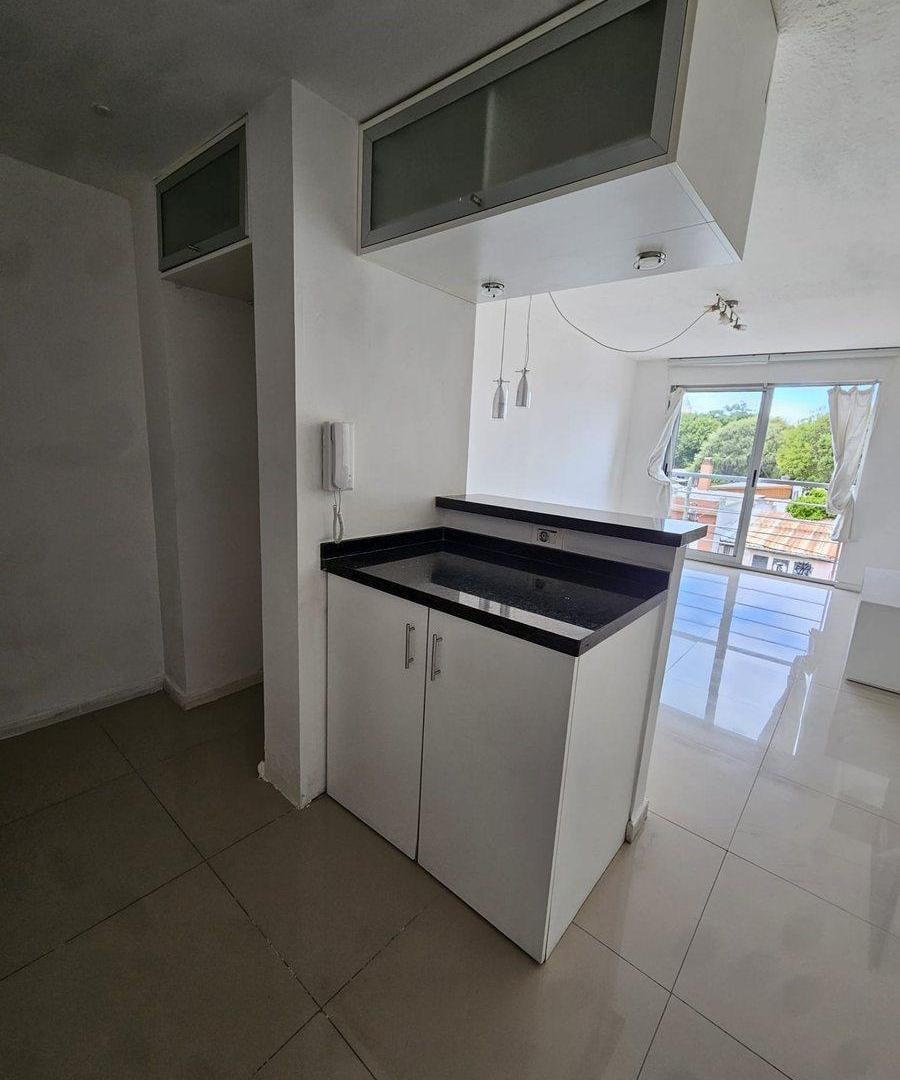 Foto de Apto en Venta de 1 Dormitorio y Medio en Maldonado, imagen 2