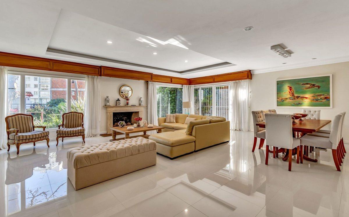 Foto de CASA RECICLADA VENTA PLAYA MANSA A PASOS DEL MAR, imagen 4