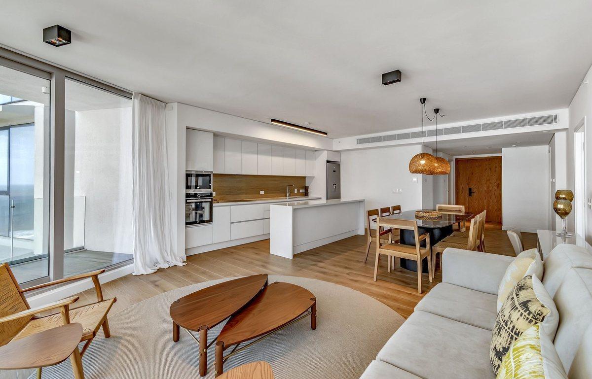 Foto de DEPARTAMENTO EN ALQUILER FRENTE AL MAR PLAYA BRAVA, imagen 3