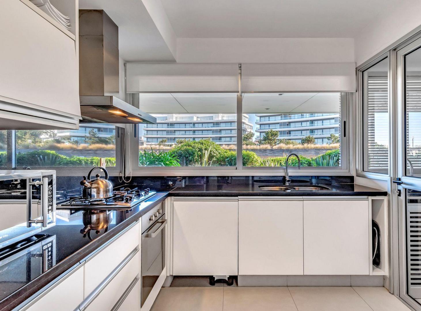Foto de Venta frente al mar, apartamento Punta del Este, imagen 4