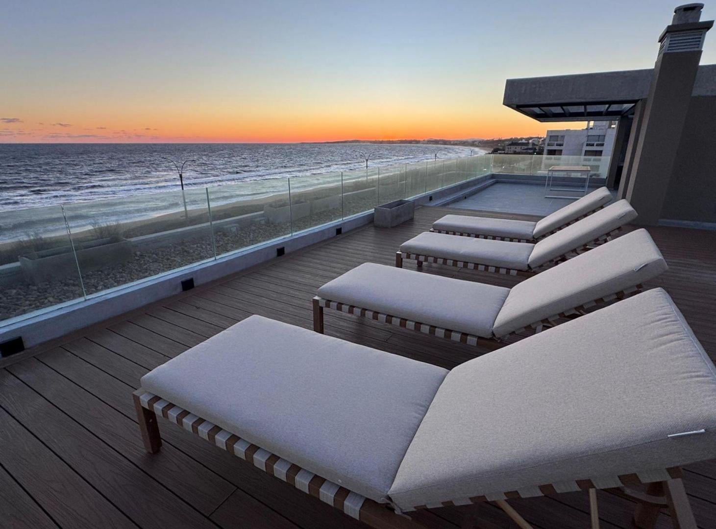 Foto de APARTAMENTO EN VENTA 2 DORMITORIOS FRENTE AL MAR, imagen 3