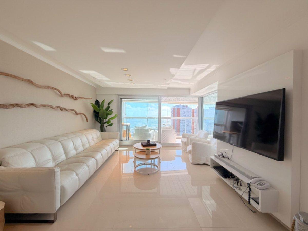 Foto de Apartamento en venta, 3 dormitorios y dependencia, imagen 5