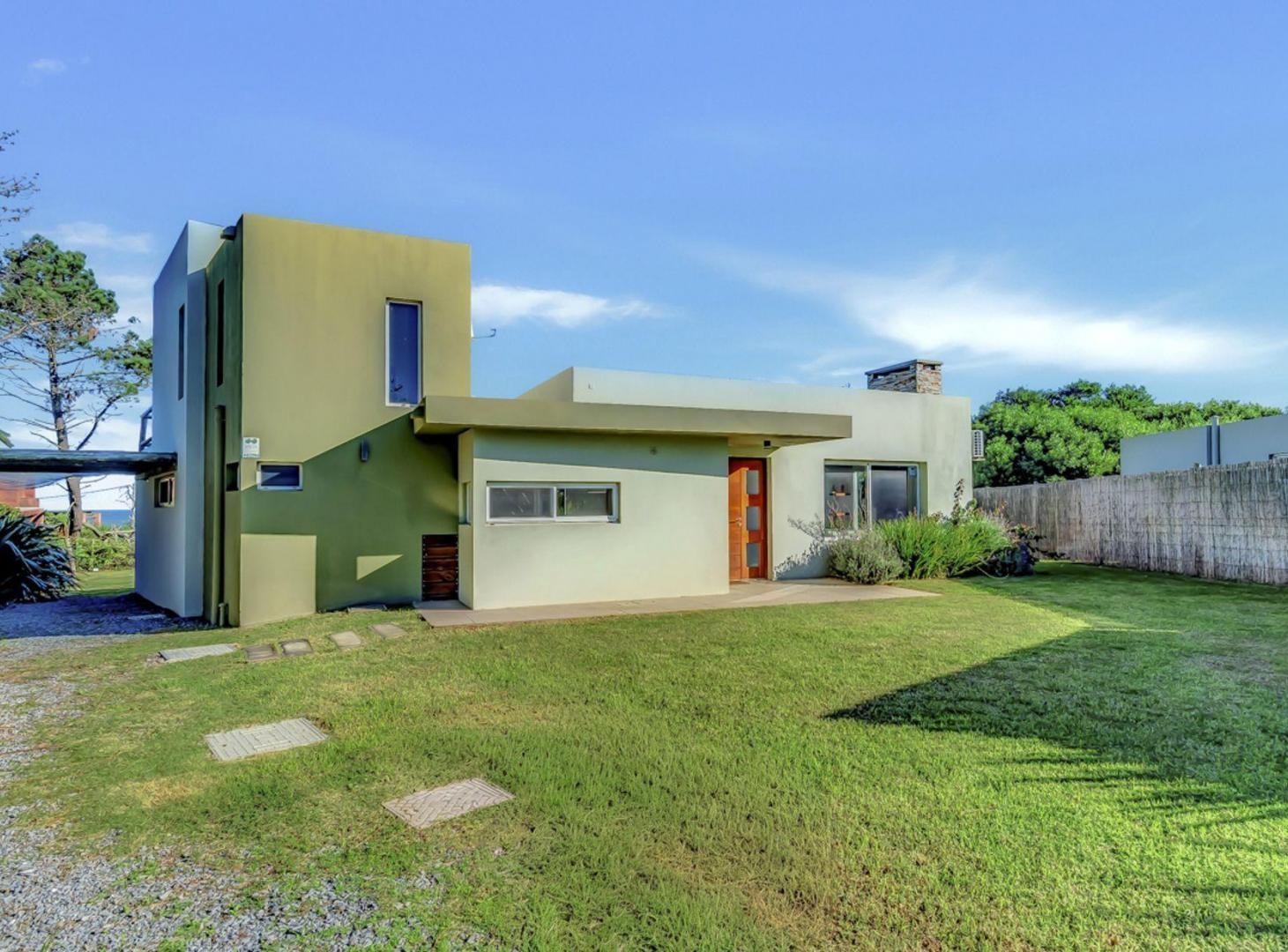 Foto de VENTA CASA 3 DORMITORIOS PUNTA COLORADA, imagen 1