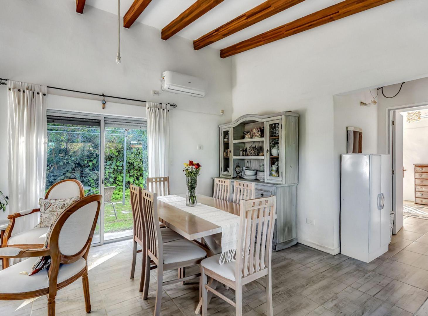 Foto de Se vende casa Bal. Buenos Aires a cuadras del mar, imagen 5