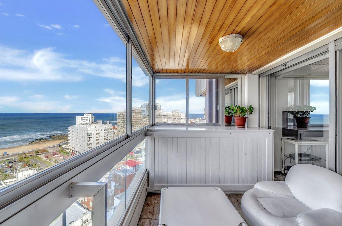 Foto de APARTAMENTO EN VENTA FRENTE AL MAR MANSA PISO ALTO, imagen 5