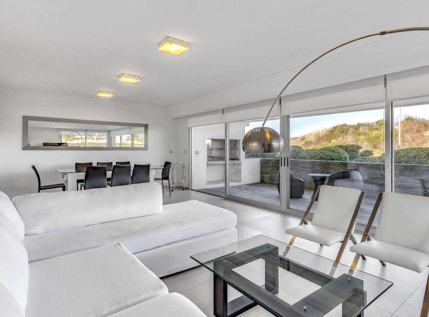 Foto de Venta frente al mar, apartamento Punta del Este, imagen 2
