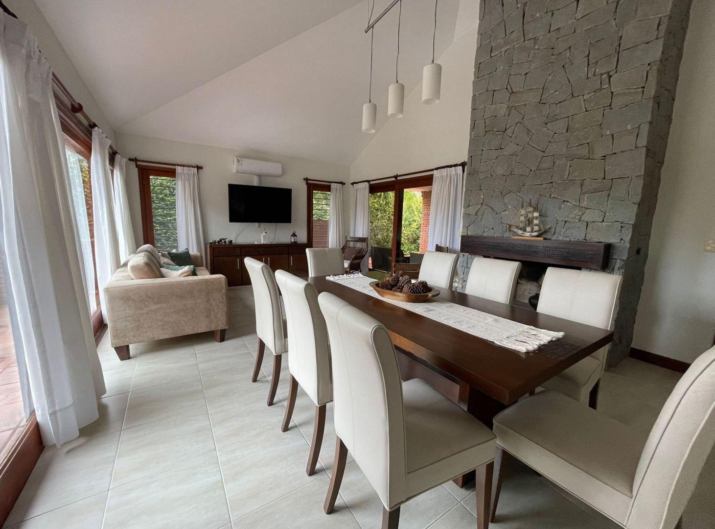 Foto de Casa con piscina en alquiler de temporada, imagen 2