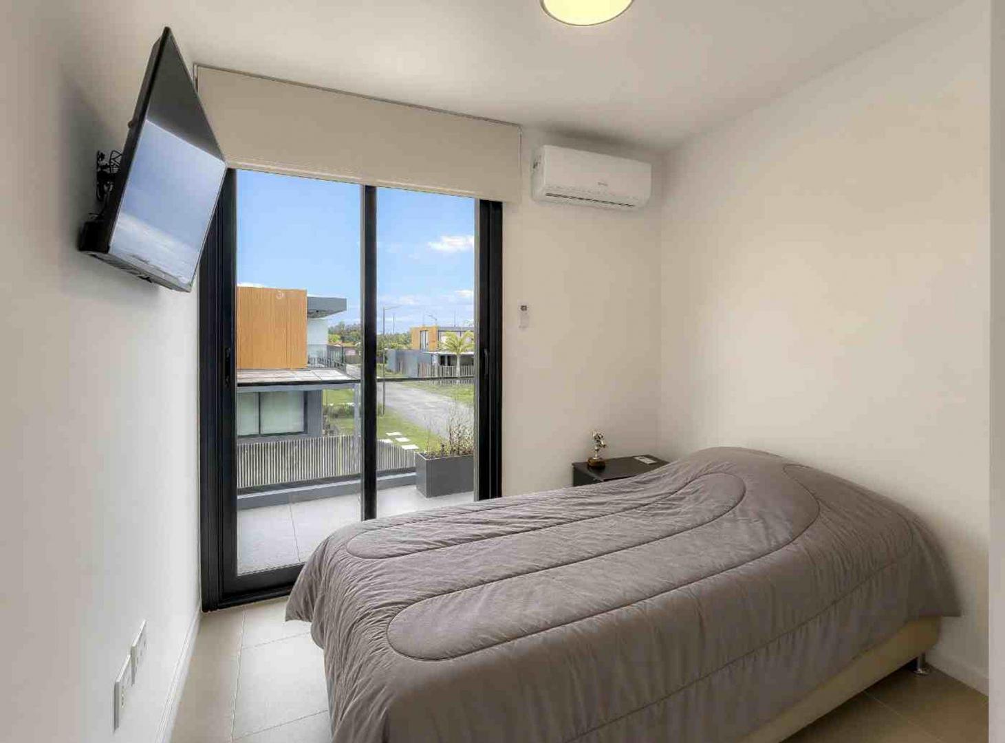 Foto de Casa en Alquiler Anual 3 dormitorios Punta Ballena, imagen 3
