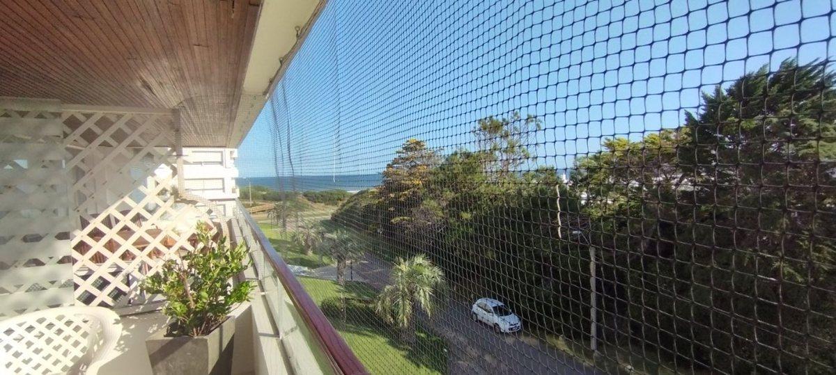 Foto de Alquiler apto Brava, 3 dormis y servicio, piscina., imagen 3