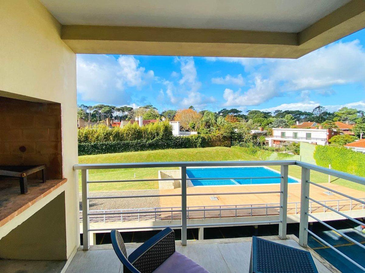 Foto de Apartamento en venta Mansa 1 dorm con parrillero, imagen 1