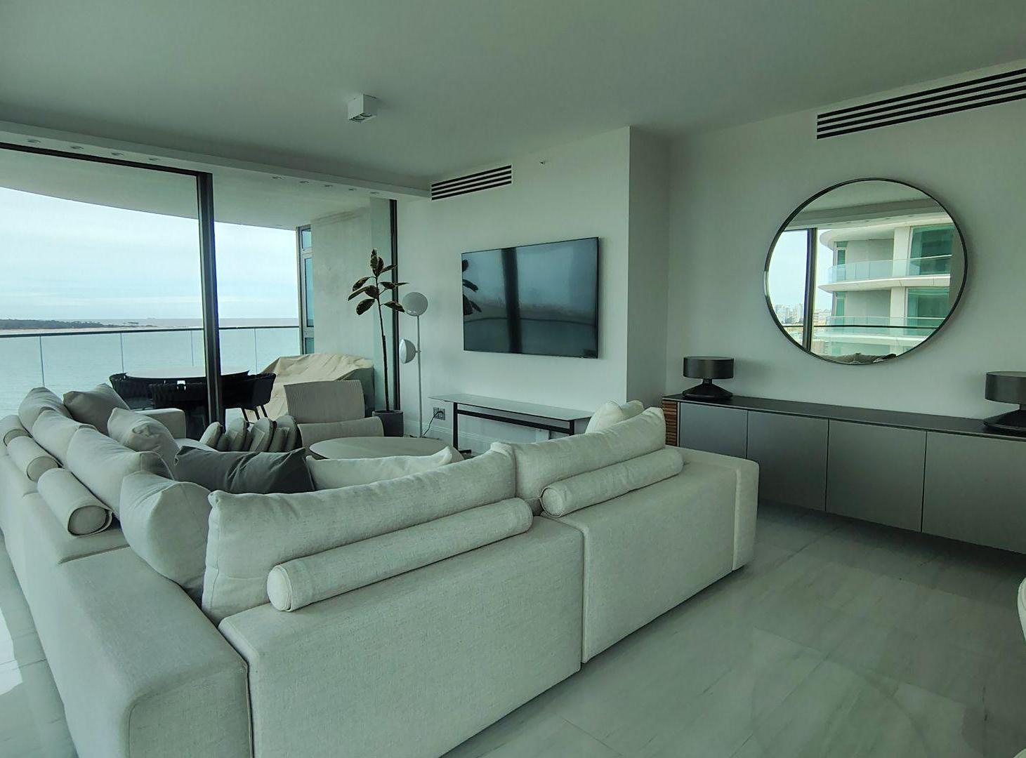 Foto de Venta apartamento Fendi 4 dormitorios en suite, imagen 1