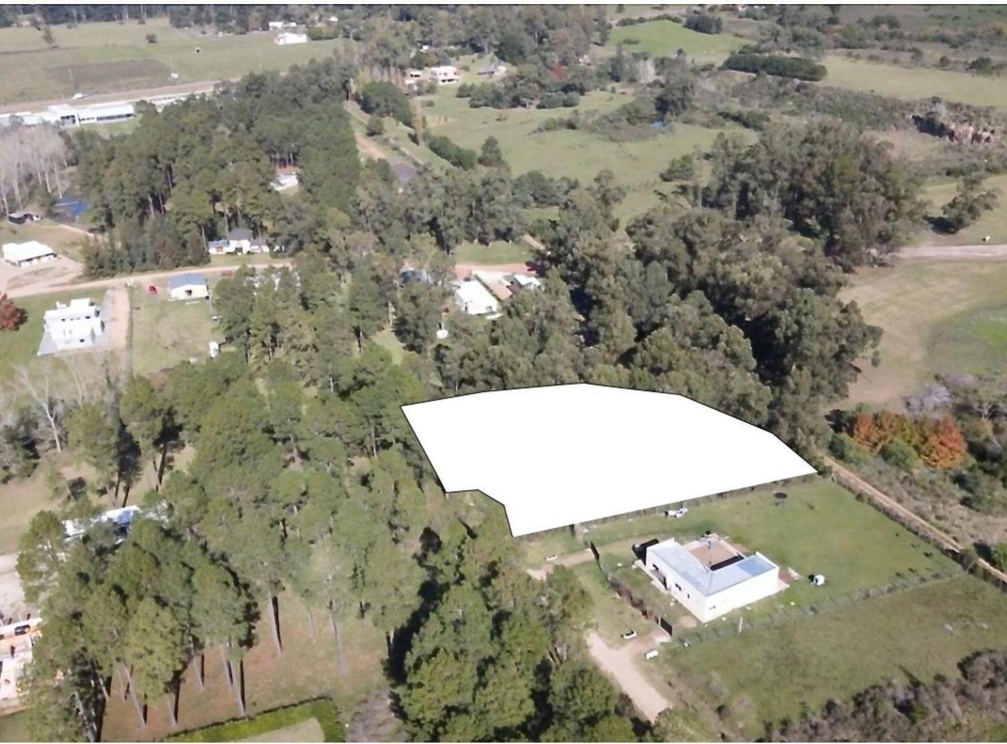 Foto de TERRENO EN VENTA - CHACRAS DEL PINAR, imagen 3