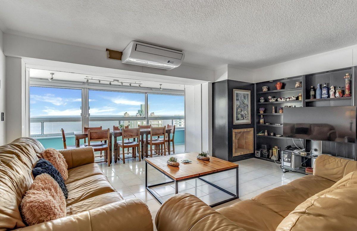 Foto de Venta Apartamento Primera linea Punta del Este, imagen 1