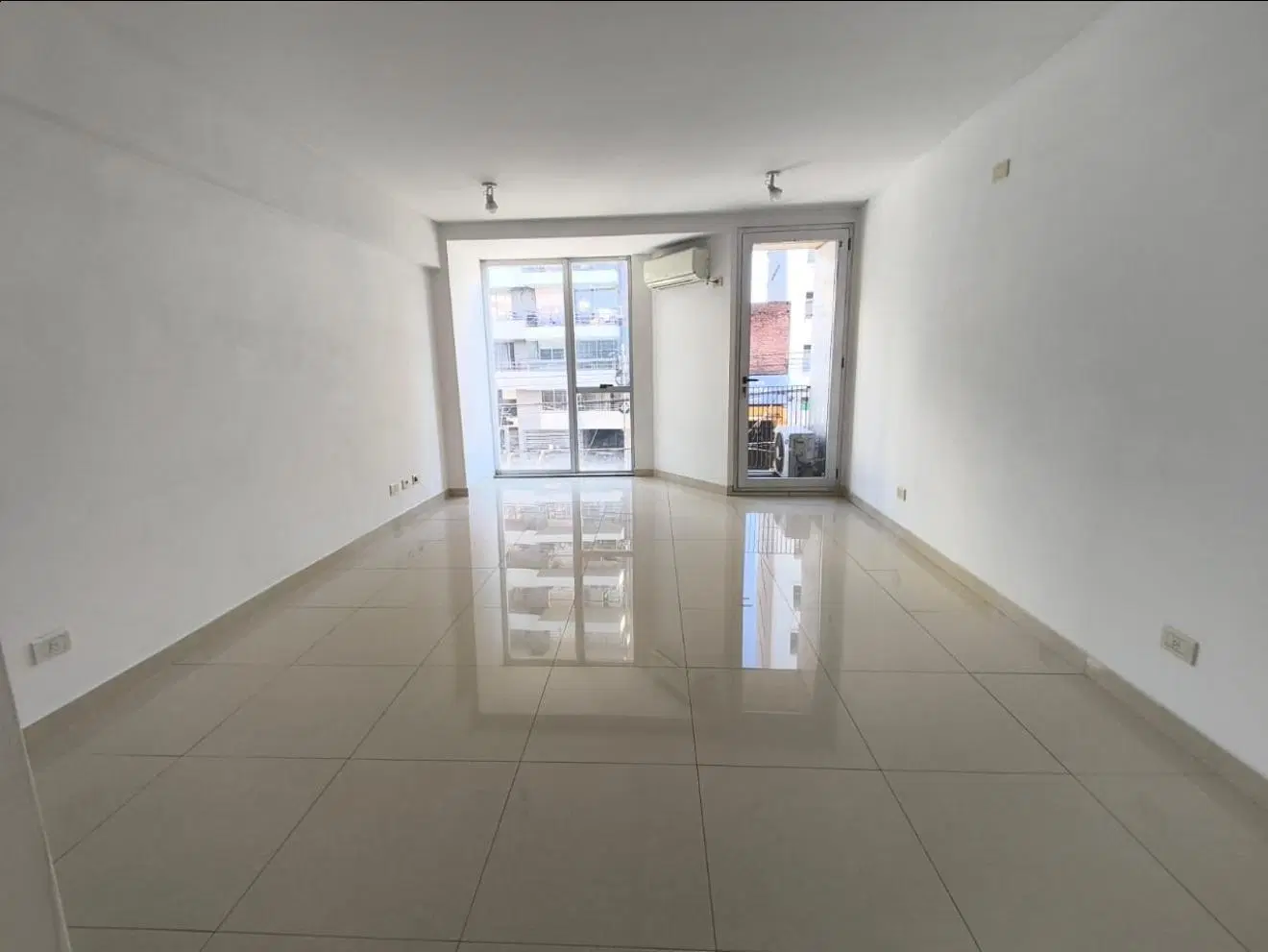 MONOAMBIENTE APTO PROFESIONAL o VIVIENDA 5