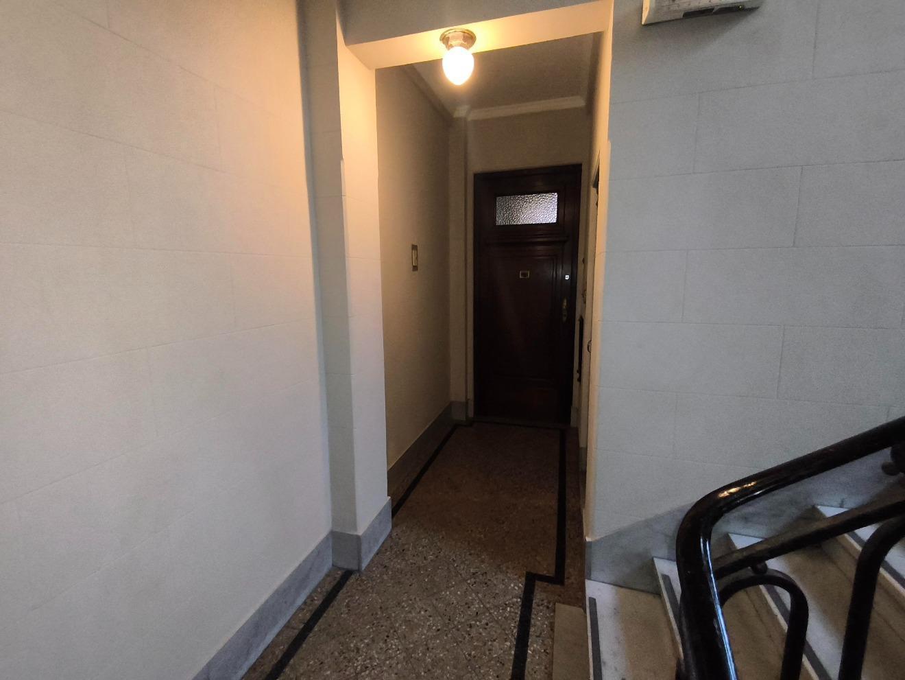 Foto de AMPLIO 3 AMBIENTES en EDIFICIO del AÑO 1931, imagen 1