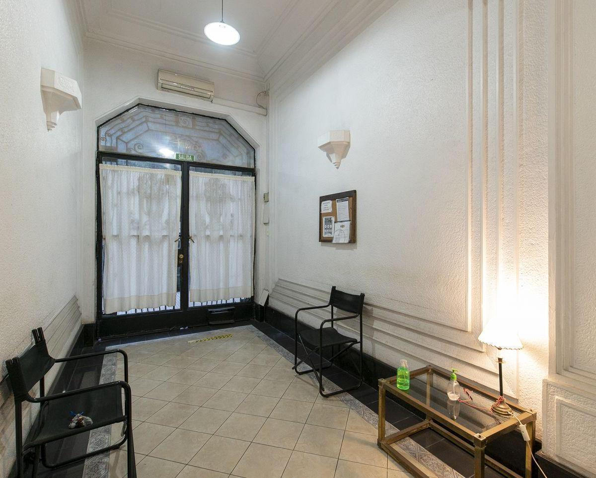 Venta de Casa 10 Amb Lote Propio Apto Prof. en Caballito 5