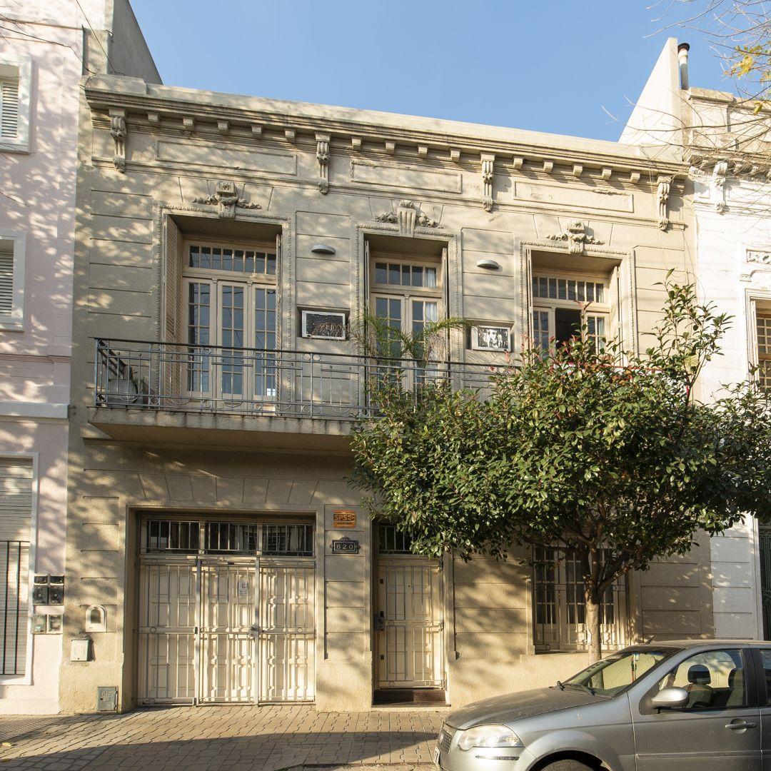 Venta de Casa 6 Amb C/cochera, Terraza y Quincho en Flores 5