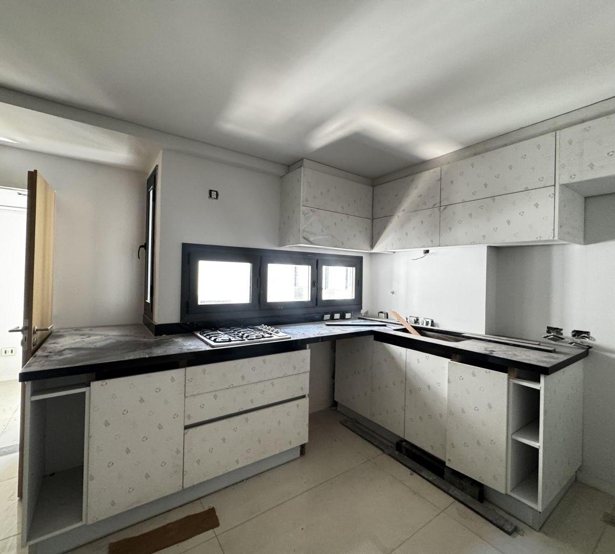 Venta de Dpto 4 Amb C/dependencia y Amenities en Caballito 3