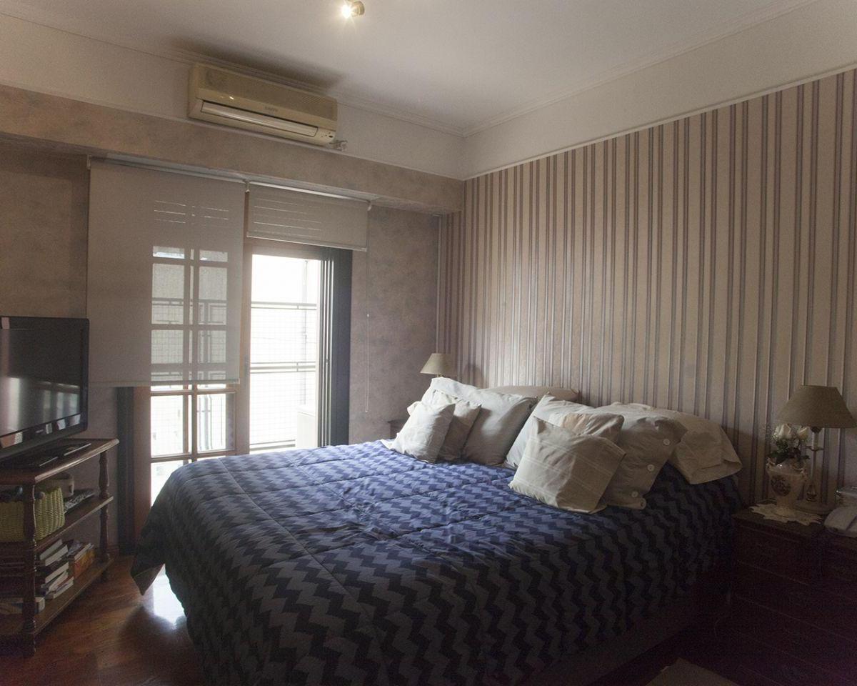Venta de Casa 6 Amb C/jardín Pileta, 2 Cocheras en Caballito 2