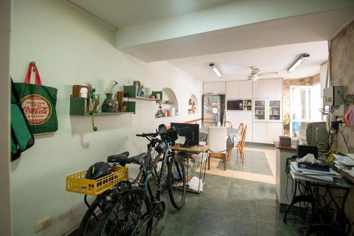 Venta de PH 6 Amb C/terraza, Parrilla y Quincho en Caballito 5