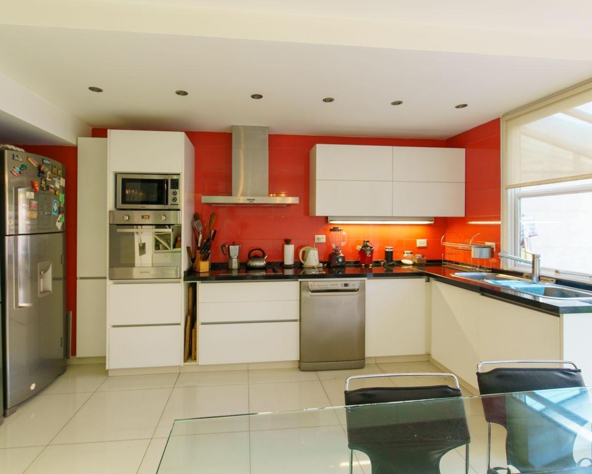 Venta de PH 5 Ambientes Retasado! en Caballito 2