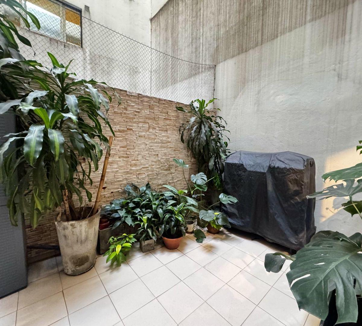 Venta de Departamento 4 Ambientes con Cochera en Caballito 2