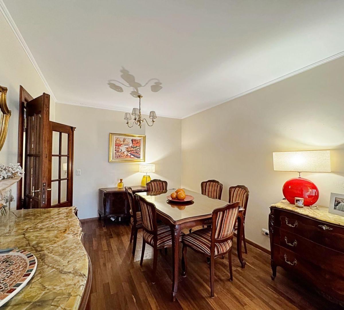 Venta de Departamento 4 Ambientes C/2 Balcones en Caballito 2