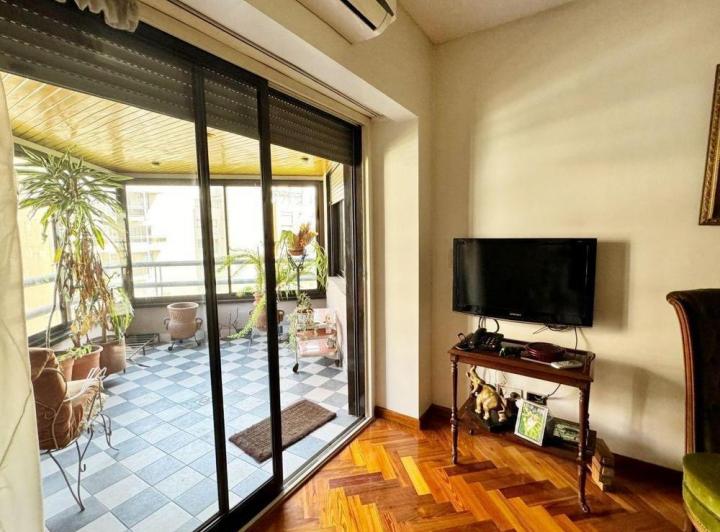 Venta de Departamento 3 Ambientes Con 2 Balcones y Cochera en Caballito 4