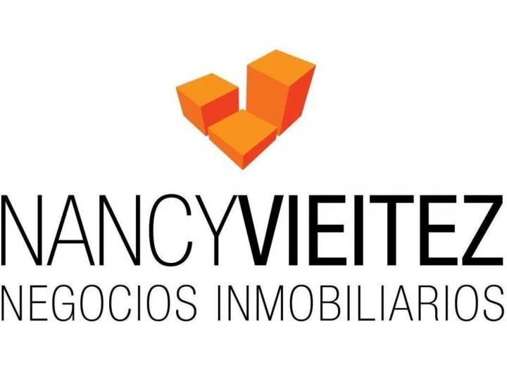 Venta de Local Comercial en Caballito - Valle 1200 2