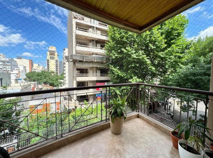 Venta de Departamento 3 ambientes con Cochera en Caballito 5
