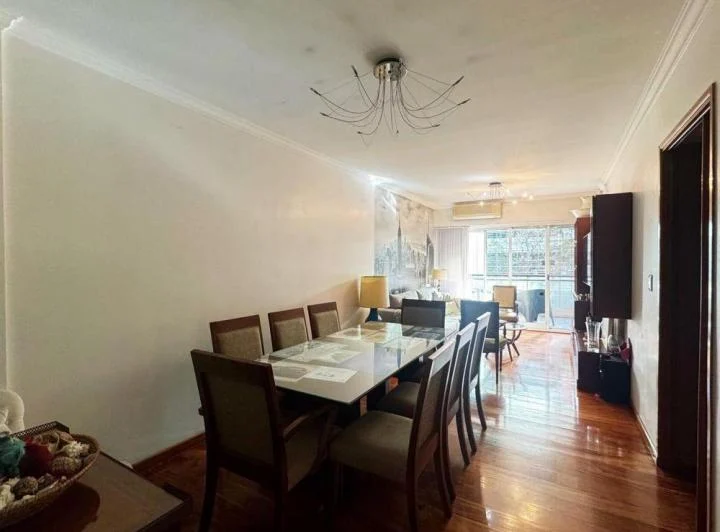 Venta de departamento 4 ambientes con Cochera y Baulera en Caballito 2