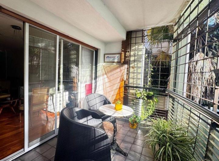 Venta de departamento 4 ambientes con Cochera y Baulera en Caballito 3