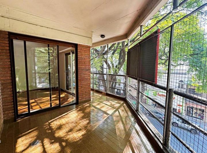 Venta de Departamento 3 ambientes con Dependencia, Cochera y Baulera en Caballito 3