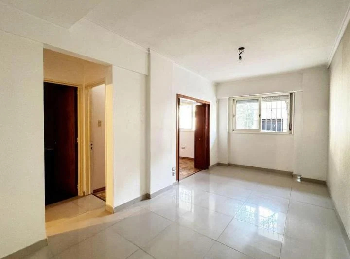 Venta de departamento 3 ambientes Con Patio, Apto Prof. y Apto Crédito en Caballito 4