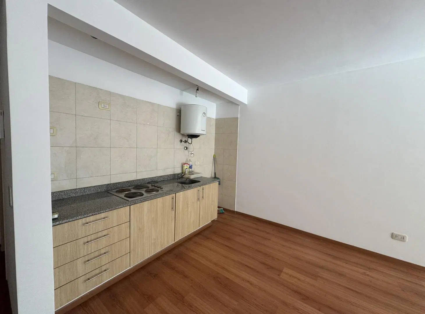 Venta de Departamento Monoambiente en Piso Alto con SUM y PILETA en Almagro 4