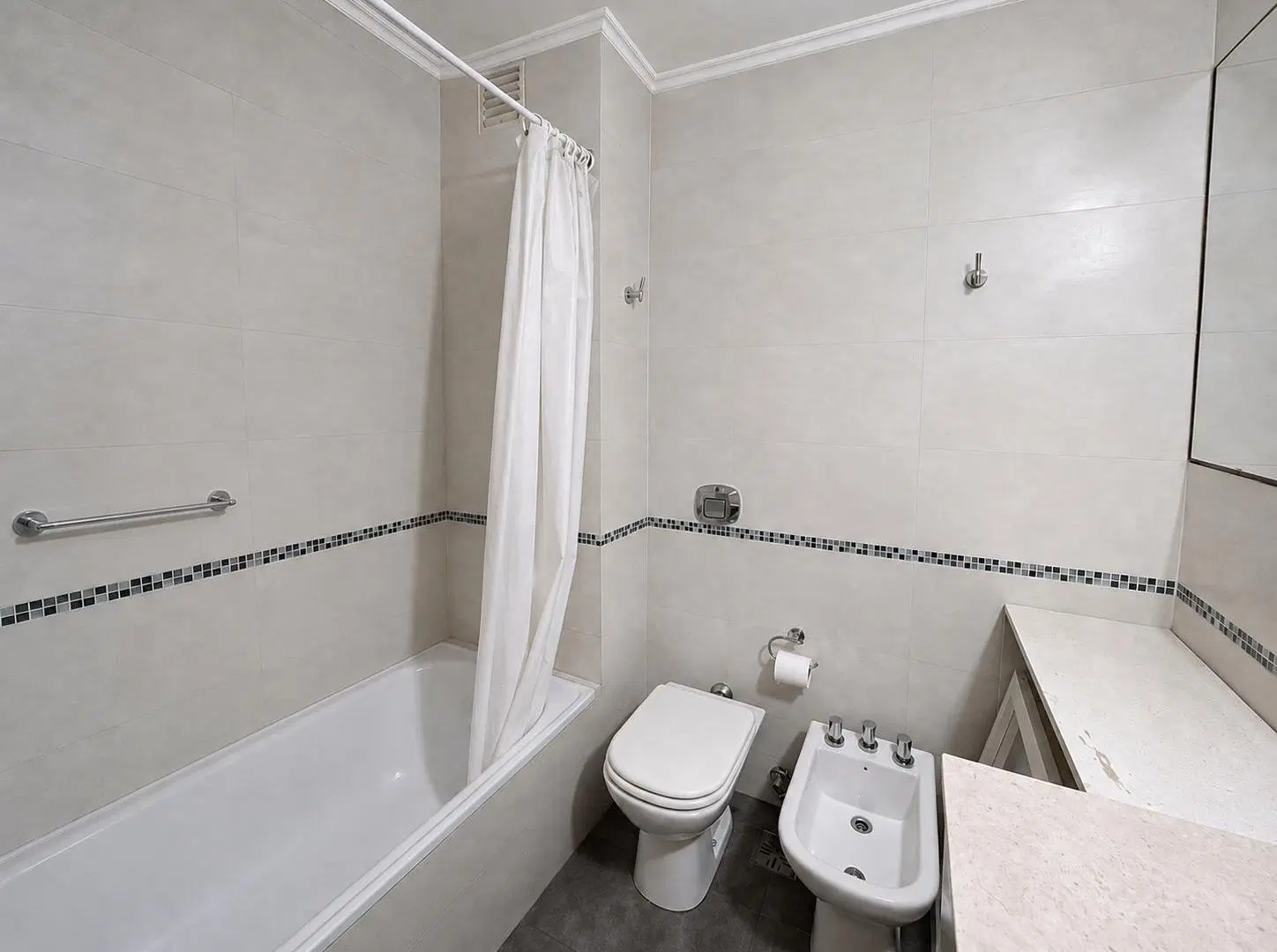Alquiler de Departamento Semipiso de 2 Ambientes con SUM, Parrilla y Jacuzzy en Caballito 4