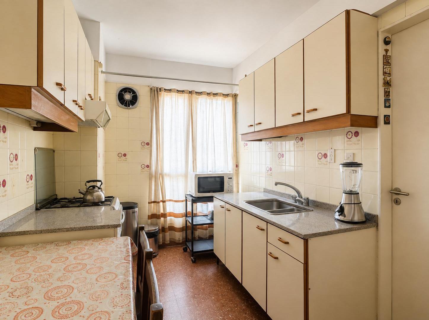 Foto de Venta de Departamento 3 Ambientes Con Dependencia, Cochera y Baulera en, imagen 2