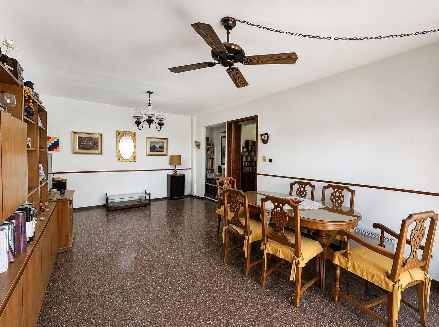 Foto de Venta de Departamento 4 Ambientes Con Cochera y Baulera en Parque, imagen 2